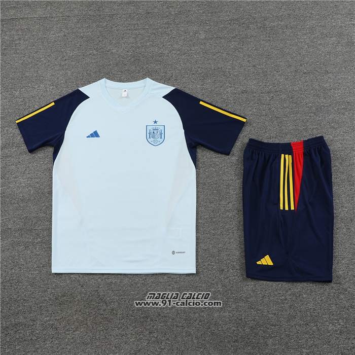 Tuta da Track
 Spagna
 Manica Corta
 2023-2024 Blu
 - Pantaloncini
